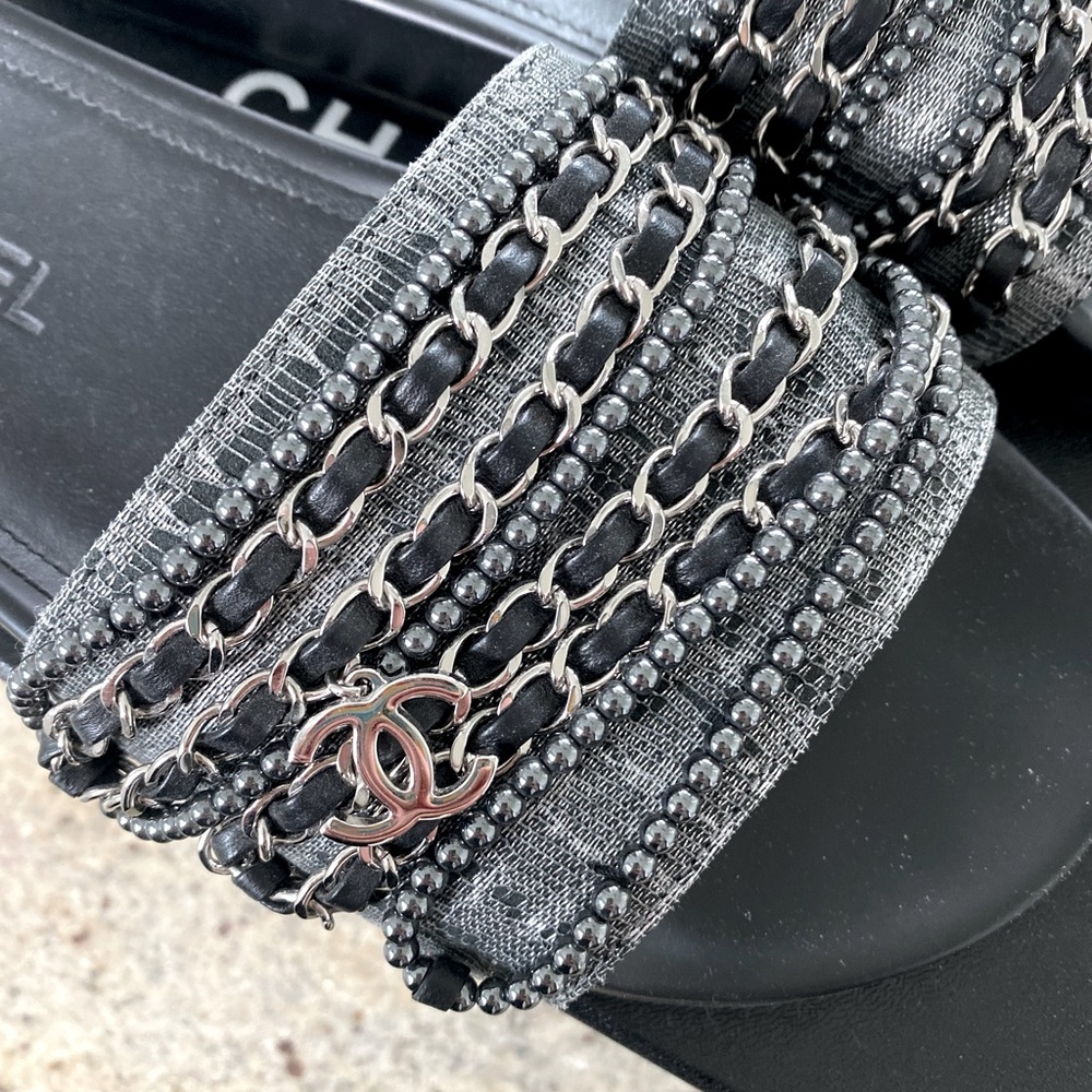 CHANEL Silver and Black Chain Mule Sandal